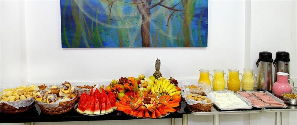 Hotel Pampulha Palace بيلو هورزونتي المظهر الخارجي الصورة